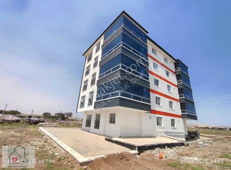 Temelli Merkezde Tren Durağına Yakın 3+1 Daireler