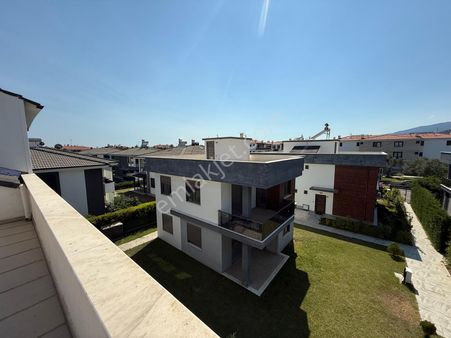 Ersan-özdemir-inşaattan Güre Onevlerde Müstakil Bahçeli 3+1 Tripleks Villa