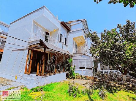 Akarca Deniz Manzaralı Site İçi Satılık Villa Rw Akar