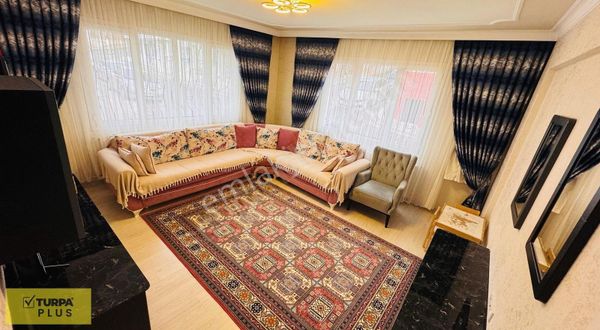 Karabağlar Günaltay Mah De Ferah Ve Bakımlı Satılık Daire 2+1