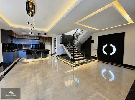 Alan Emlak; Modern Ultra Lüks, Deniz Manz. 410 M2 Arsa İç.