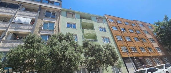 S1054 Ayhan Gezer Emlak'ta 17 Eylül Mh 2+1 Ara Kat Satılık Daire