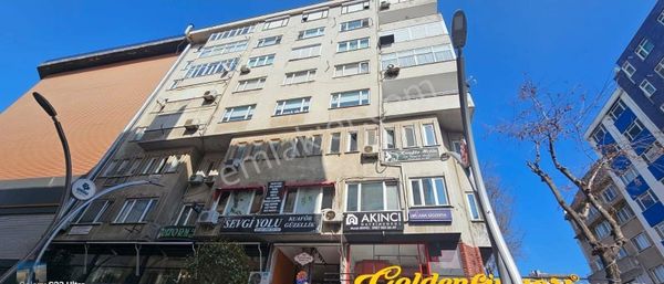 S1010 Ayhan Gezer'den Çarşı Merkezde Satılık Daire