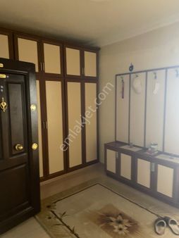 Satılık 200 Metre Kare Ara Kat Daire