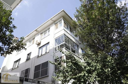 18 Mart Sokak'ta 3 + 1 Ferah Daire