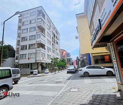 Liva'dan Altıeylül Çiğdem Sokakta Asansörlü 2+1 85m2