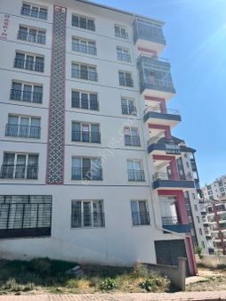 Şirintepe Merkez'de Satılık 3+1 175 M2 Manzaralı Çift Balkonlu