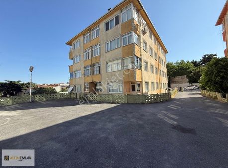 Eyüp Düğmeciler Mahallesi Ulaşan Bloklarında Satılık Daire