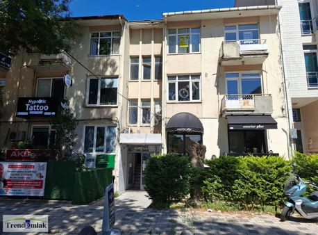 İzmit Merkez Kiralık 2+1 Otoparklı İşyeri/ofis