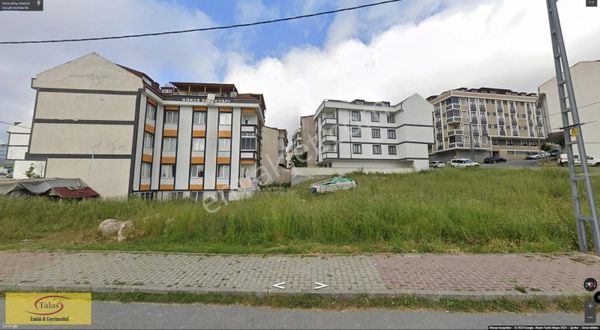 Arnavutköyde Hem Yatırımlık Hem De Hemen Yapmaya Uygun Arsa