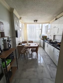 İz'den Hayalparka Yürüme Mesafesinde 3+1 Kapalı Mutfak 3.kat