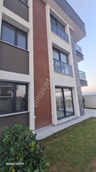 Didimde Sitede Lüx Akıllı Sistemli Daire 100m2 Zemin Katta Dubleximiz 3+1 Havuz Cepheli