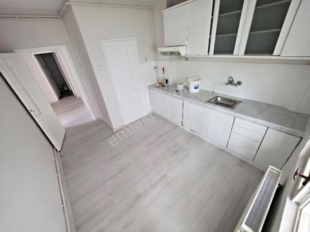 Sincan Plevne Mah 4+1 Masrafsız Ara Katta Daire