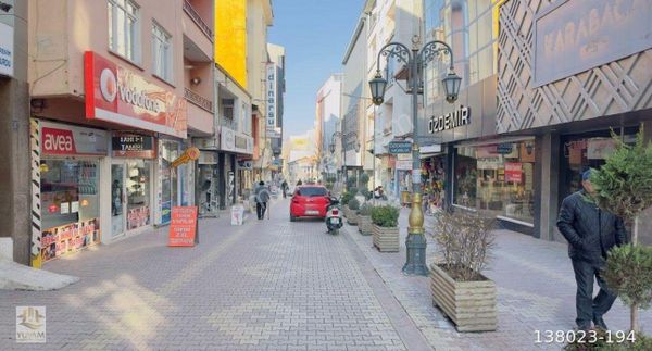Yuvam Gayrimenkul'den Askerlik Şubesi Civarı 80 M² Satılık Dükkan