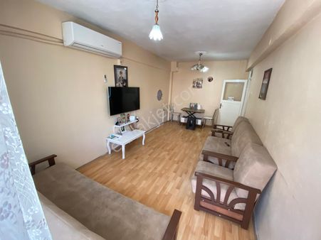 Acill Konak Yenidoğan Mah.de Kemer İzban İstasyonu Yakını 2+1 90m2 Ayrı Mutfak Arakat Satılık Daire