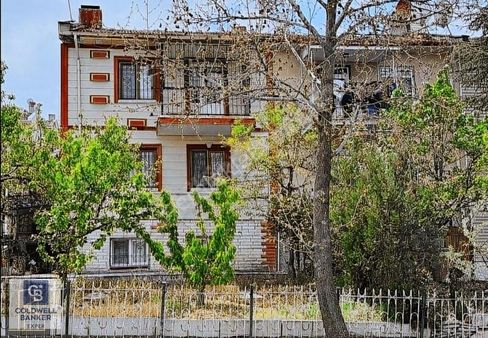 Batıkent İlkyerleşim Metroya Gimsaya Yakın Tripleks