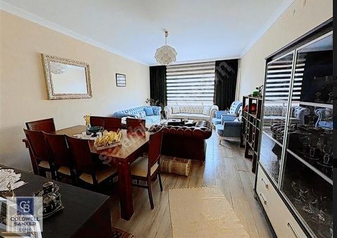 Batıkent Çakırlar 1 Kat Metroya Okula Yakın 4+1 Daire