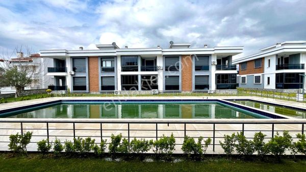 ▆ Yüksel'den Güre'de Denize 300mt Havuzlu Site İçinde 2+1 Daire