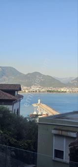 🏡 Alanya Merkez'de Satılık Daire – Deniz Manzaralı Ve Özel Bahçeli