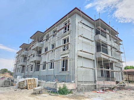 Hastane Yolu Fatih Mah. 1+1 Kombili Sıfır Satılık Daire