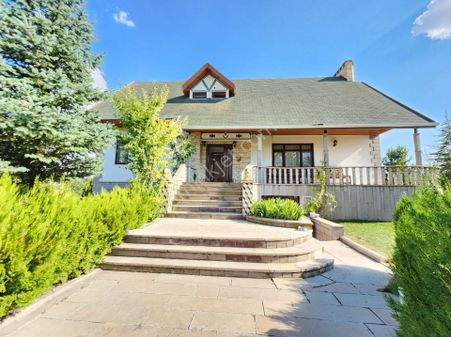 Hisar Premıum'dan 3.100 M² Arazi Üzerinde Hayallerin Villası !!!