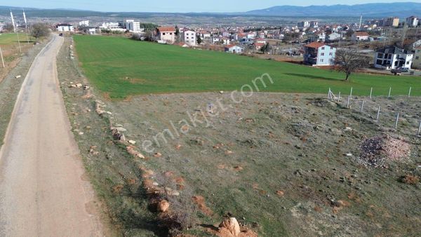 Yatırımlık Arsa Gelişen Ve Gelecek Vaad Eden Mevkide