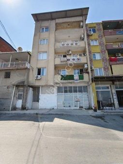 Konak Atamer Mahallesinde Komple Satılık Bina