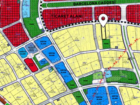 Hüseyin Oğuz'dan Kırcami'de Parka Cephe 250m² 30'luk Yolda Arsa