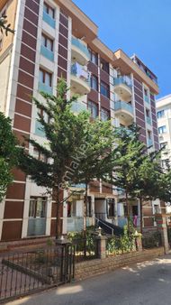 Hastane,adliye, E5, Metro, Marmaray, Marketler, 10dk Yürüme Mesafesinde , Boş Fırsat 2,5+1 Daire