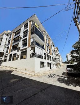 Buca Adatepe Mah/de 2+1 D.gazlı /asansörlü/ A. Otoparklı Daire