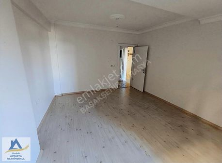İncirtepe Mah. 2 Kat 3+1 130m2 Satılık Daire Satılık