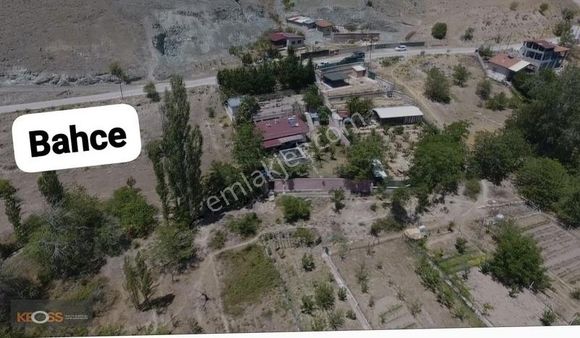 Meram Derede Yol Kenarında Satılık Bahçe