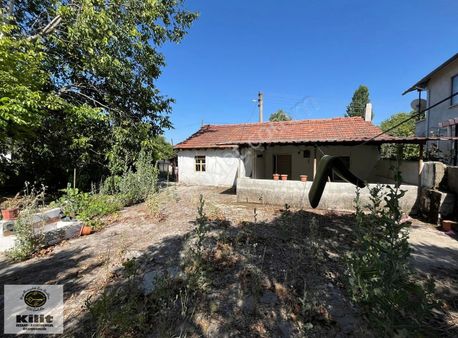 Manyas Yeni Mahalle'de Satılık Müstakil Ev Ve Arsa