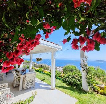 Gündoğan Koyu Manzaralı Bahçe Dubleksi