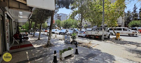 Bornova Gediz Caddesinde Doğalgazlı Asansorlü 3+1 Daire