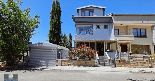 Çankaya Ahlatlıbel Satılık 4+2 Bakımlı Villa