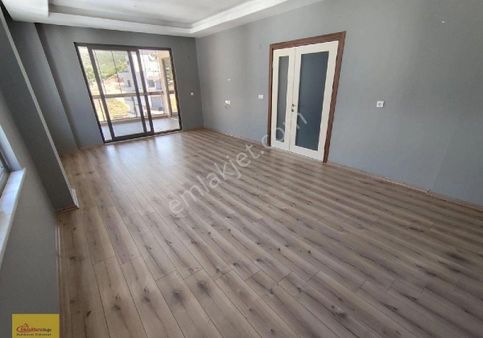 Sahibinden.com İlan No: Doğa'dan Edremit Atatürk Mahallesinde Site İçerisnde 3+1 Satılık