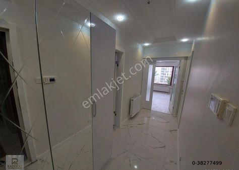 ​ilkbahar Mahallesi 596. Sokakta Mobilyalı Boş Asansörlü Full Yapılı Yatırımlık Kupon Satılık 3+1