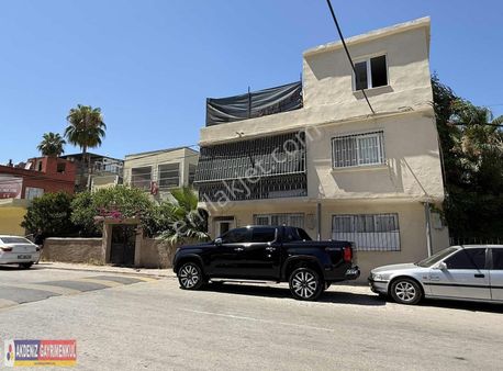 Merkezi Konumda Şadırvan Arkası Satılık Müstakil Ev