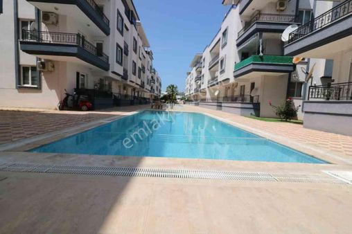 Havuzlu Sıtede 4+1 Daıre