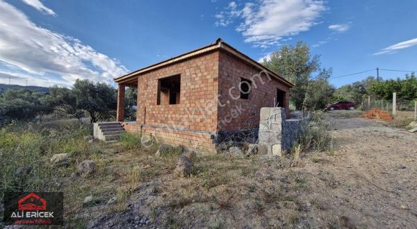 Kemalpaşa Damlacıkta Satılık 305 M² Kaba İnşaatı Hazır Bahçe