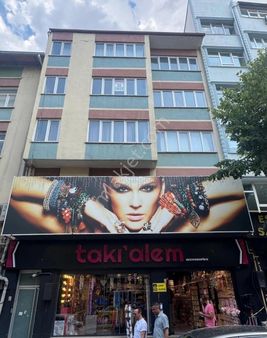 Burdur Merkez Gazi Caddesinde Geniş 2+1 Kiralık Daire