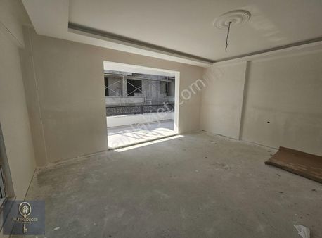 Altınova Merkez'de Satılık Lüks 2+1 Daireler