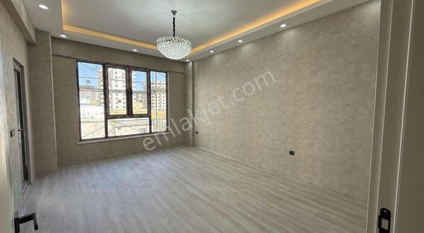 Beymahall Gyo Göktürk Stadyum Karşısı Satlık 2,5+1 Lüx Daire