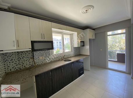 Güven Emlaktan Satılık Adnan Mendetes'te 2+1 Yüksek Giriş Daire