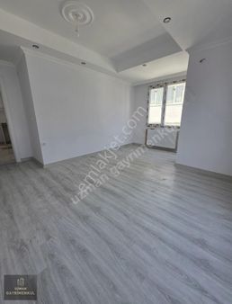 Avcılar Ambarlı Mah.merkeze Yakın Sıfır Bina Otoparklı 3+1 Daire