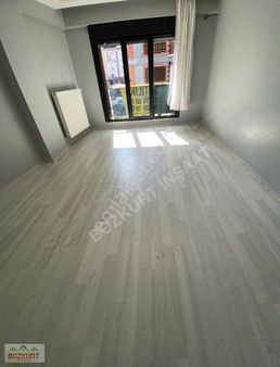 Yeni Mahalle Metroya Yurume Mesafesinde 6+1 240 M Sıfır Dublek