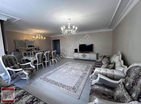 Yeşilkent 2 Sitesi Full Tadilatlı Masrafsız 3+1 Satılık Daire