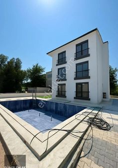 Belek Kadriye'de Satılık 1+1 Havuz Başı Daire