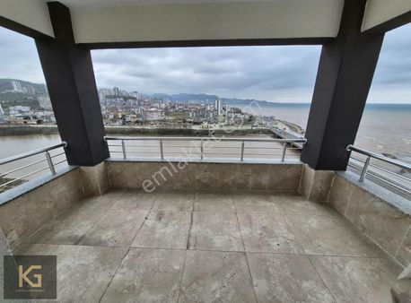 Kurtuluş Mahallesinde Karadeniz Sahil Yoluna Sıfır Daire